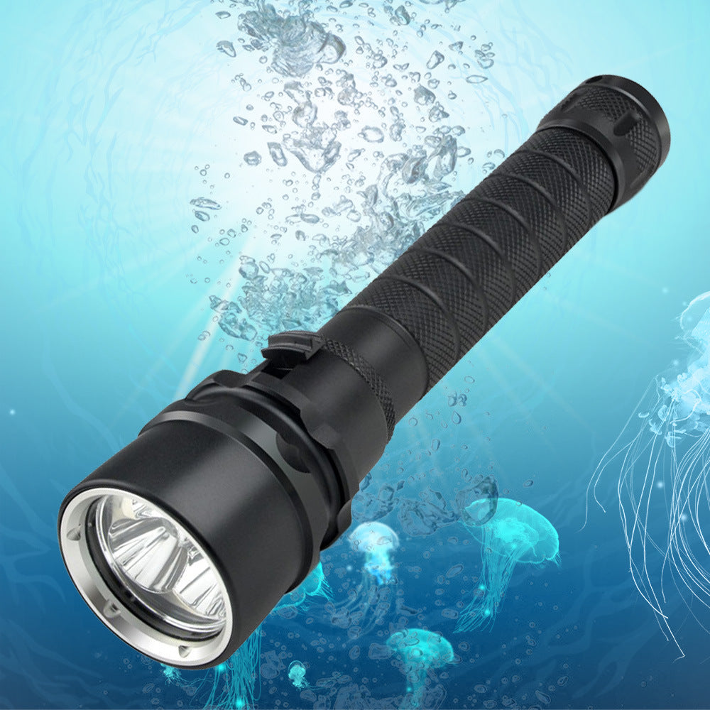 ARechargeable deep-diving flashlight