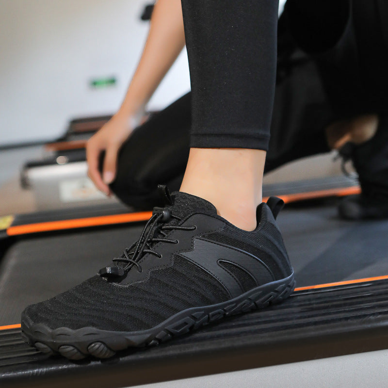 Breathable And Lightweight Outdoor Hiking Shoes